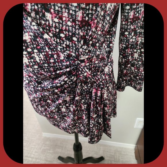 LAURA PETITES || Faux Side Tie Top (SIZE M) - Picture 4 of 5